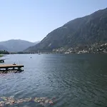 哈布旅馆 2*